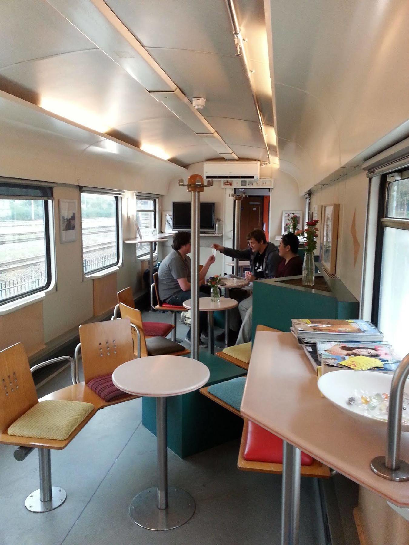 Train Lodge Amsterdam Exterior photo
