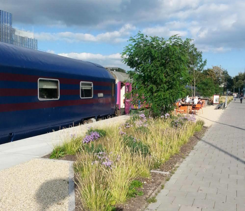 Train Lodge Amsterdam Exterior photo