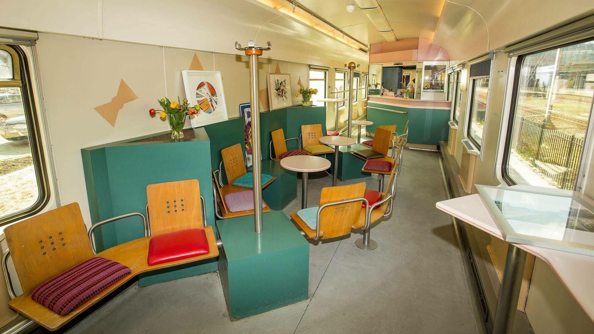 Train Lodge Amsterdam Exterior photo